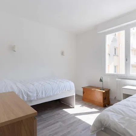 公寓 Bright 70m Cosy Near The