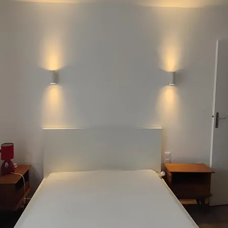 公寓 Bright 70m Cosy Near The *